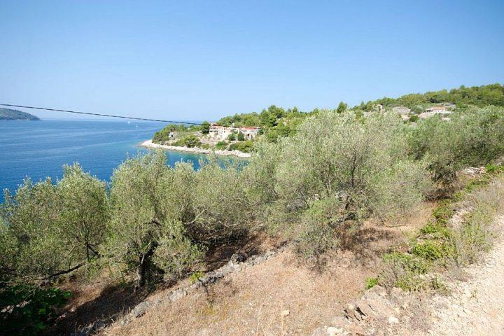 Buidling land by the sea, for sale