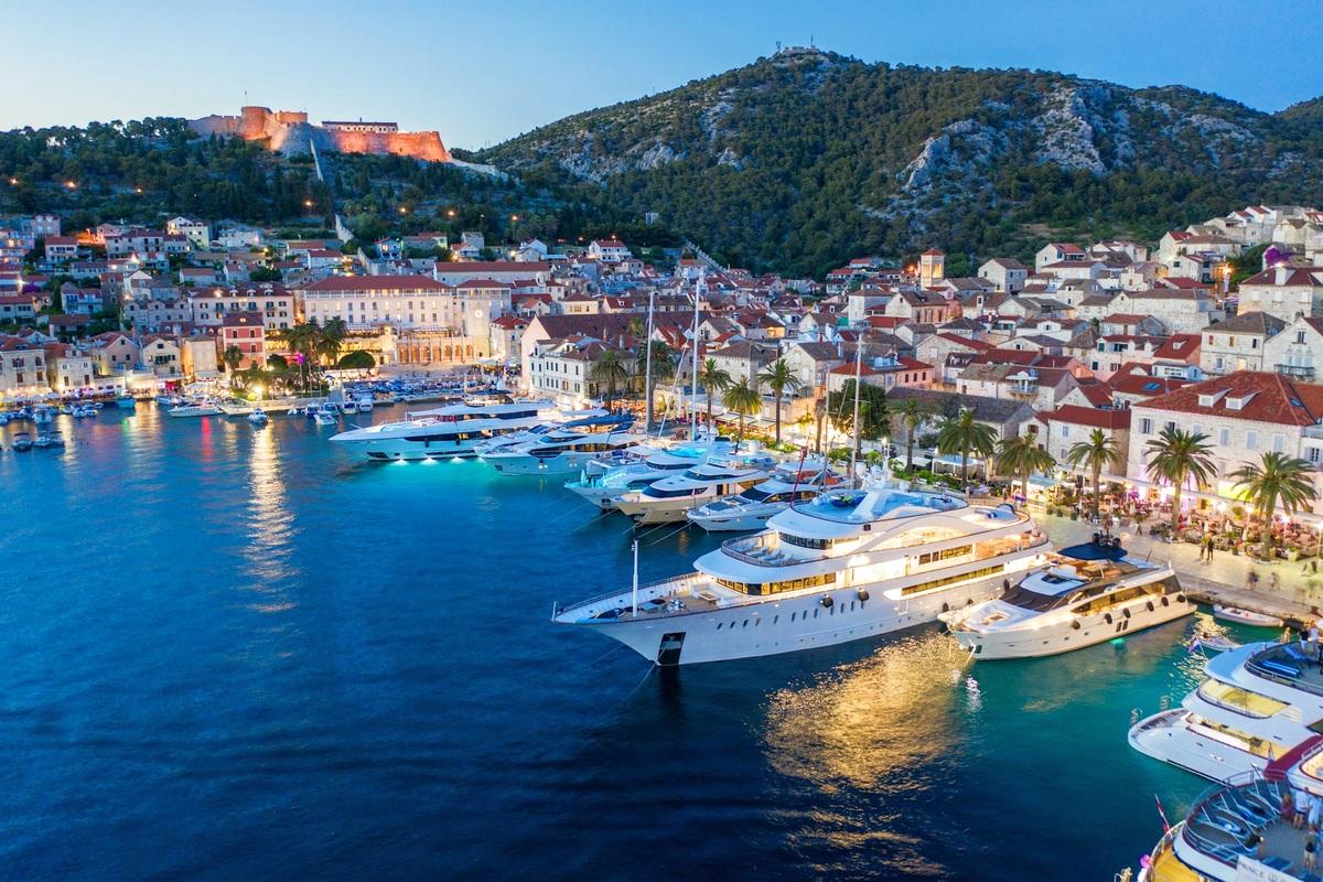 How Will the 2025 Tourist Season Affect Real Estate Prices in Croatia?