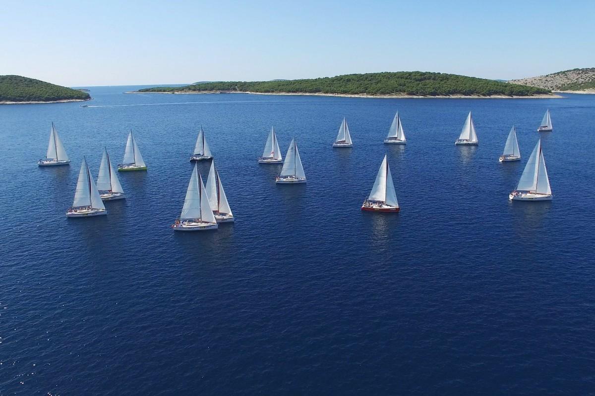 Adriatico come Palcoscenico d’Élite – La Croazia Regatta ha Attirato l’Attenzione Mondiale