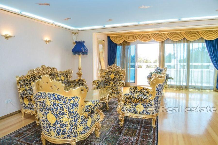 Villa unique avec piscine