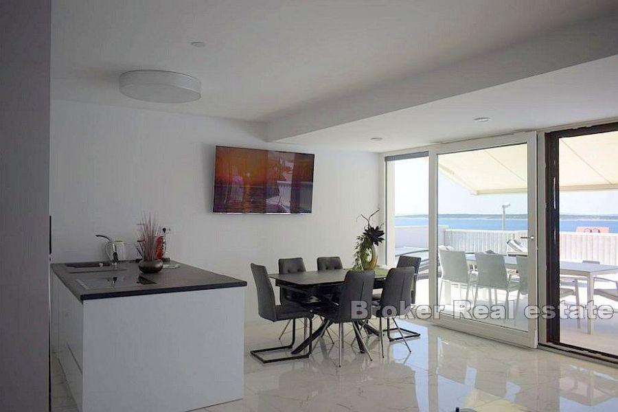 Haus mit freiem Blick auf das Meer