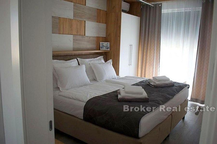 Maison avec vue dégagée sur la mer