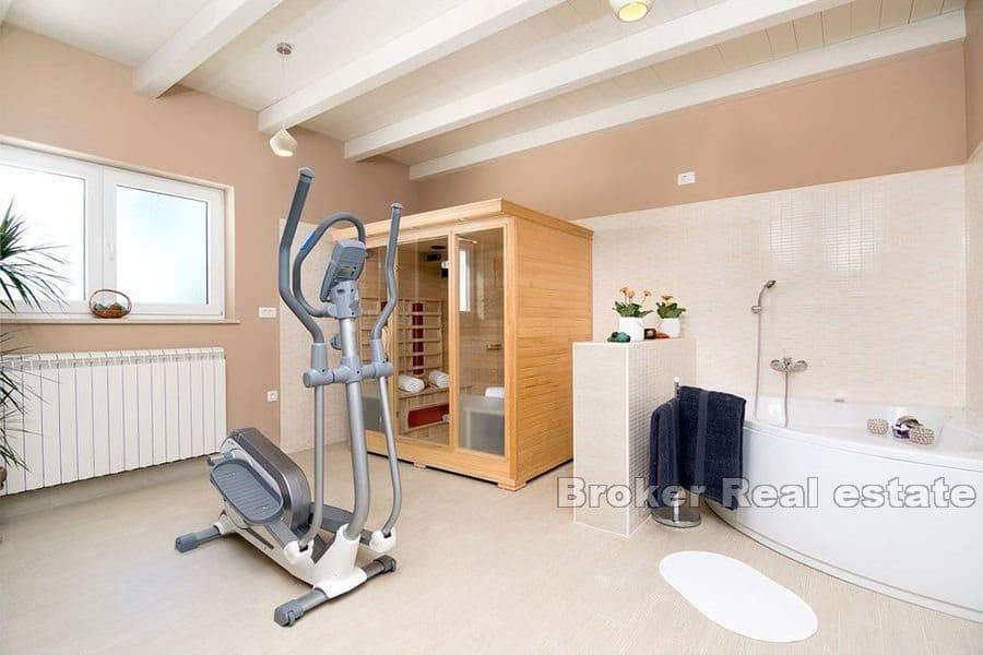 Lyxig villa med pool