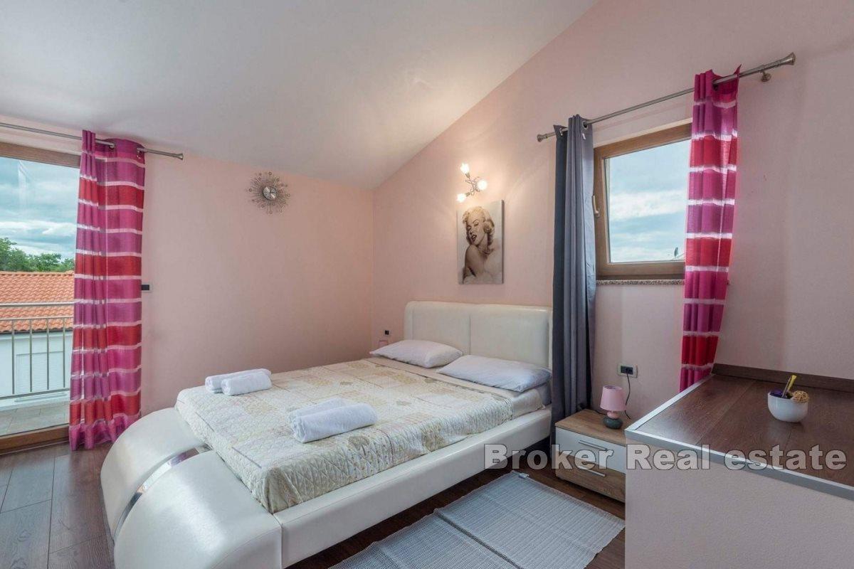 Une belle maison individuelle dans un environnement calme