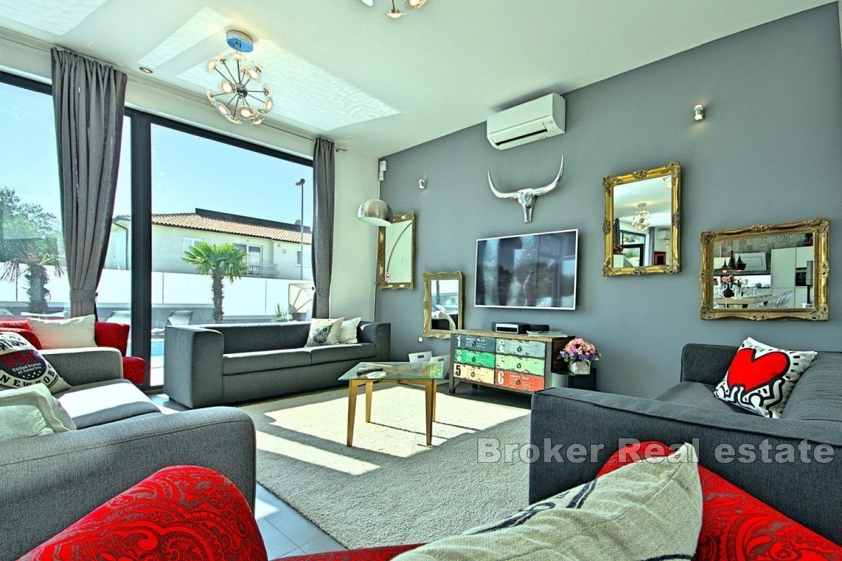 Modern villa with swimming pool near Poreč
