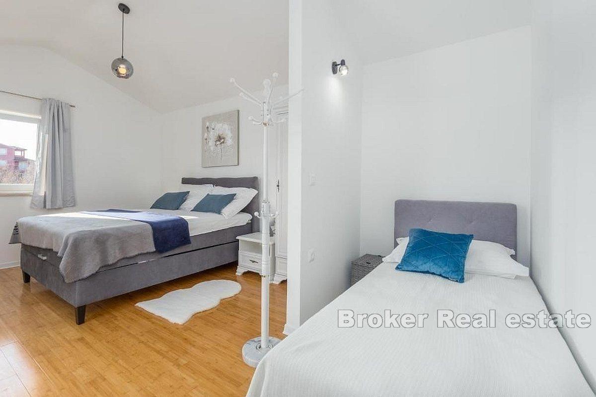 Piękna willa z basenem blisko morza