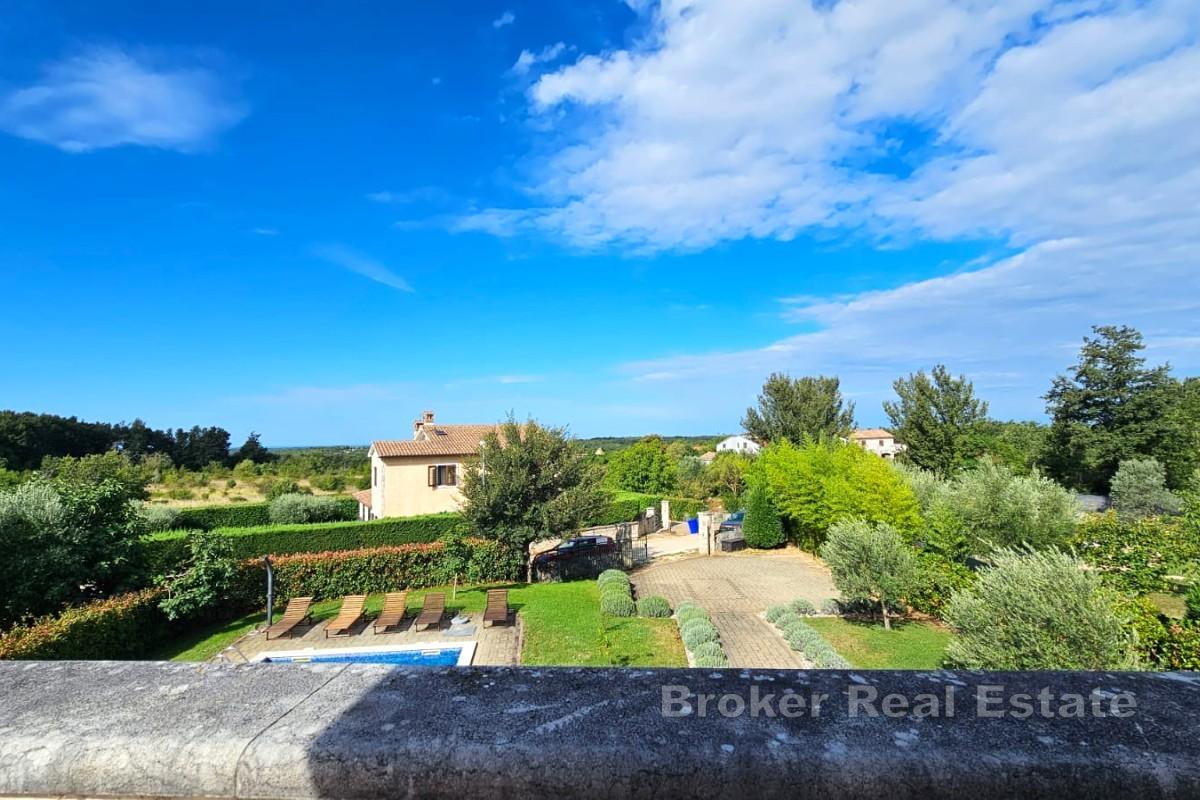 Casa con piscina in una zona tranquilla dell'Istria centrale
