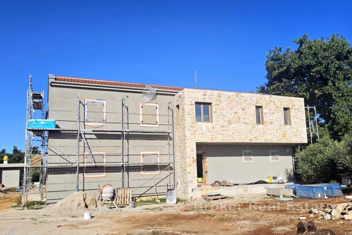 Villa moderna in posizione tranquilla vicino a Parenzo