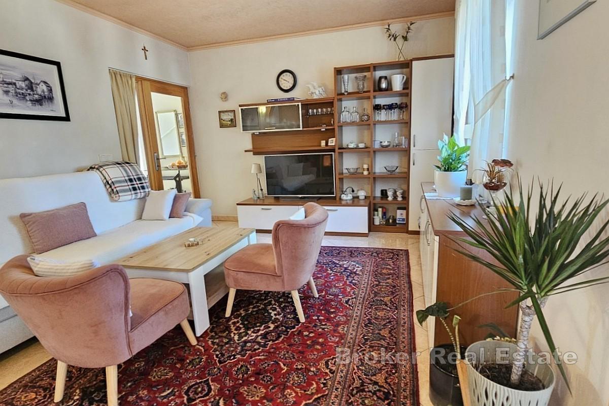 Maison jumelée avec vue mer à proximité de Poreč