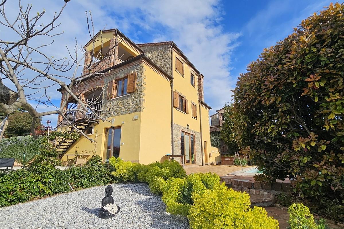 001-1014-52-Porec-villa-with-sea-view-for-sale