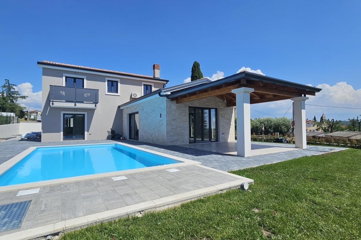 001-1014-56-Porec-willa-with-pool-and-a-sea-view-for-sale