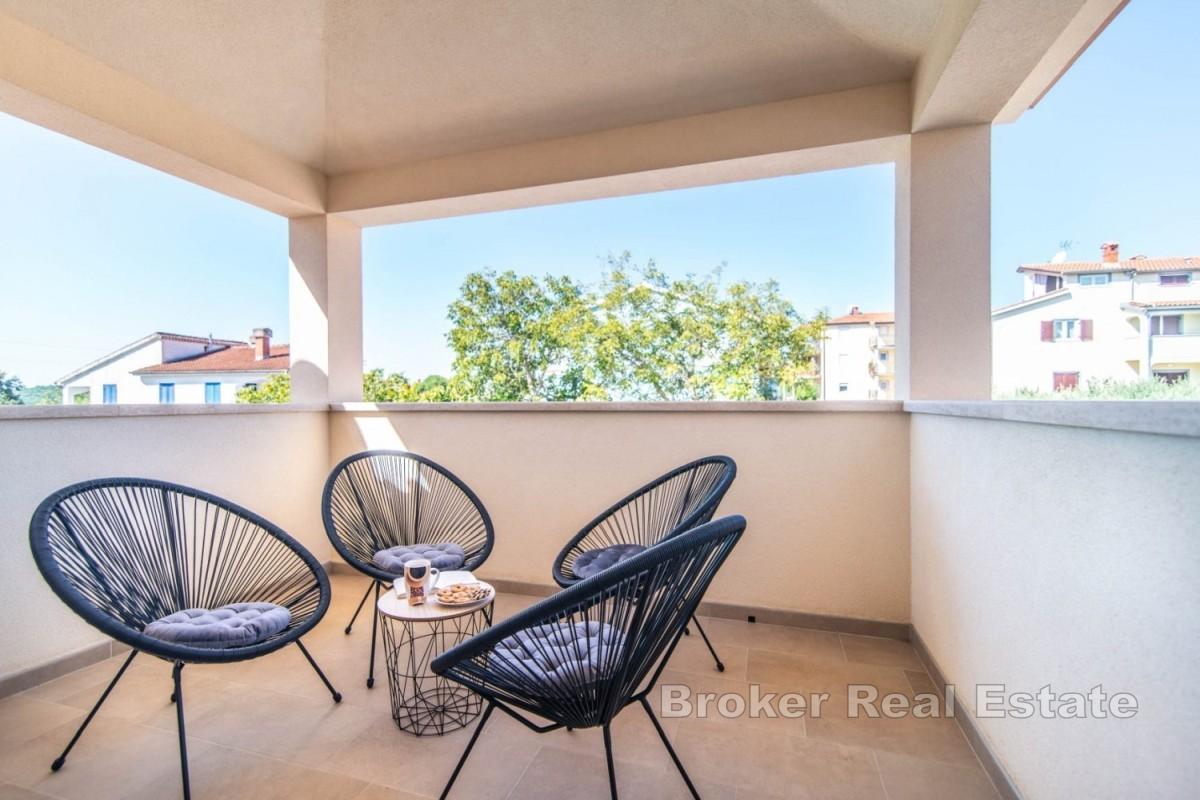 Hus med pool nära Poreč