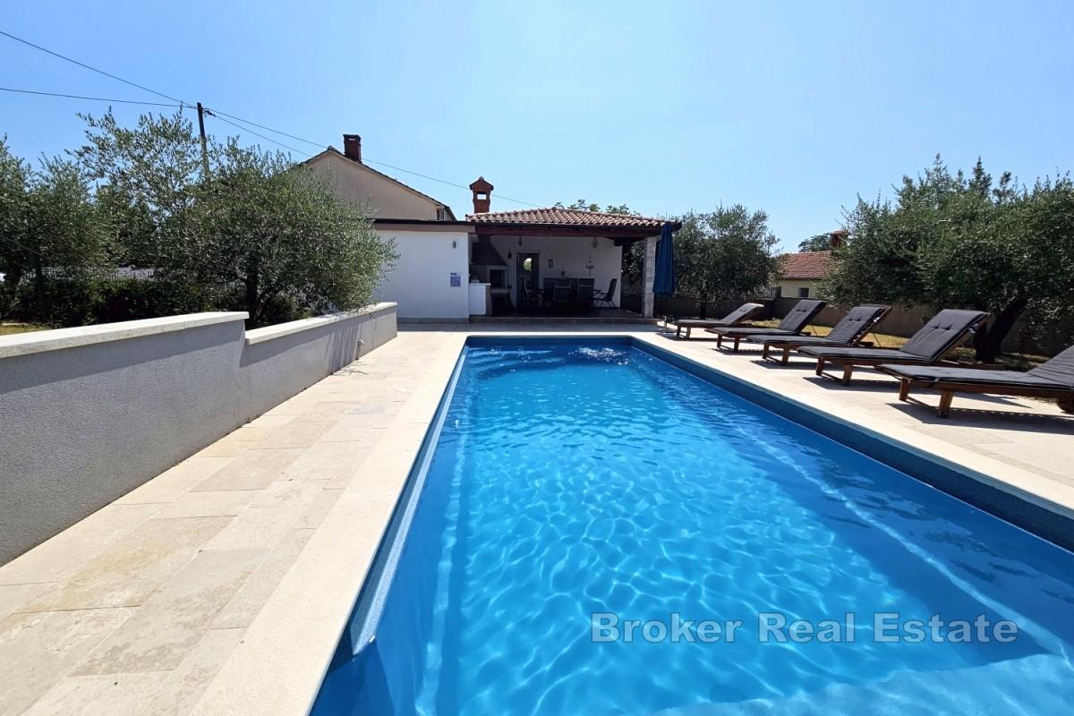 Maison individuelle avec piscine près de Poreč