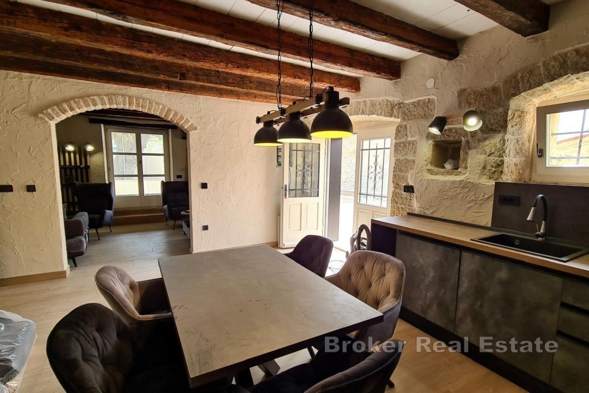 Renoviertes istrisches Steinhaus bei Višnjan