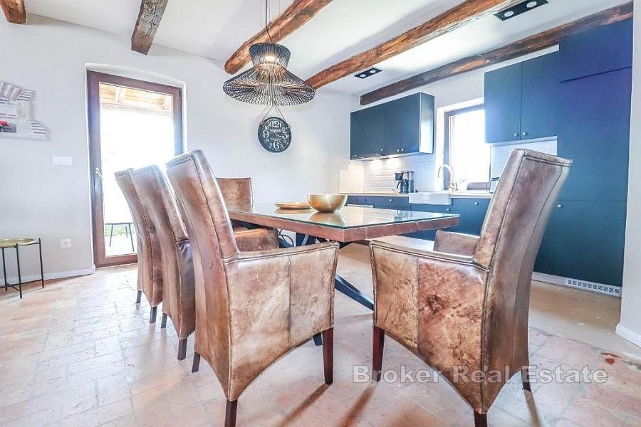 Casa indipendente con piscina