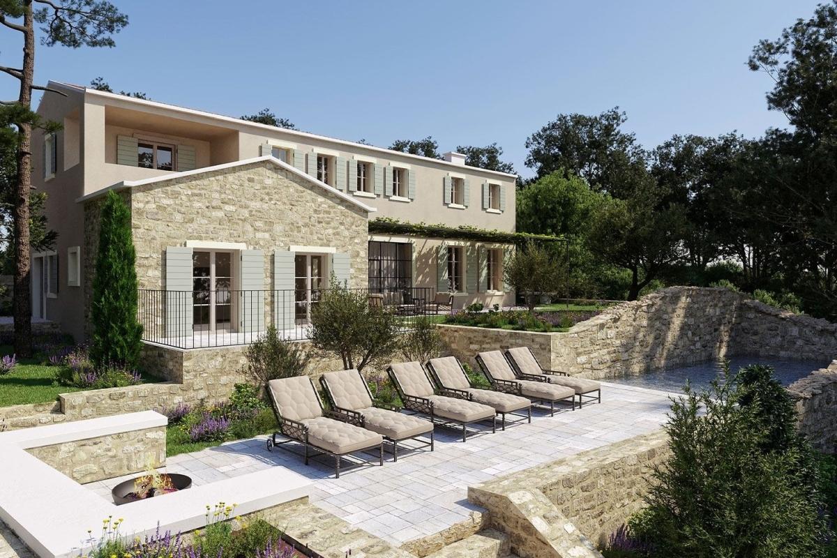 Villa in pietra istriana con piscina in una posizione incantevole
