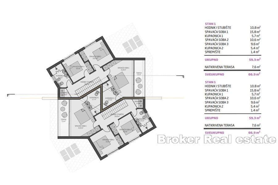 Semi-detached house with pool
