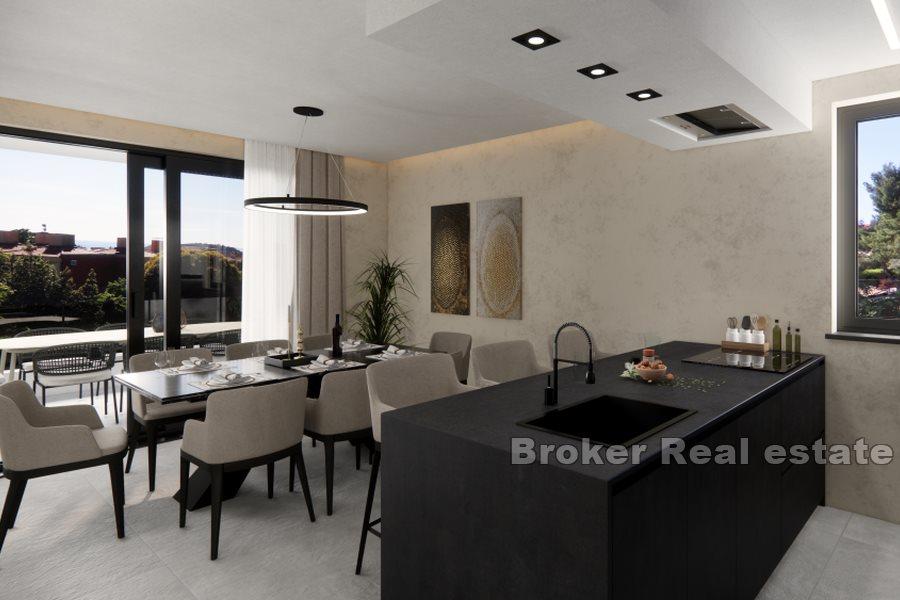 Apartment near the center with a garage