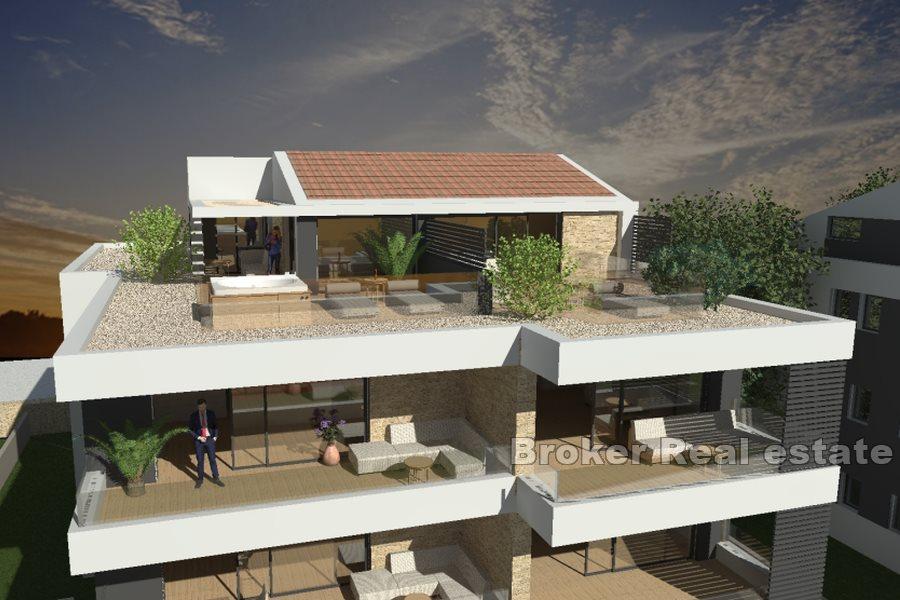 Moderne toppleilighet med takterrasse