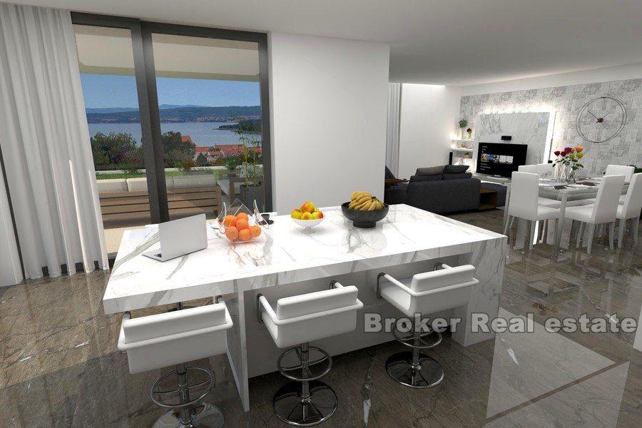 Moderna vila s bazenom
