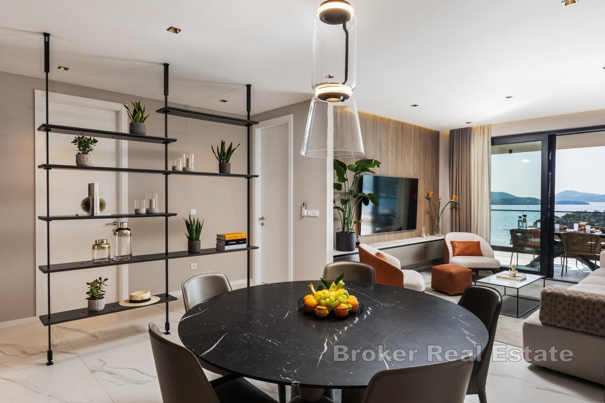 Modern lägenhet med havsutsikt