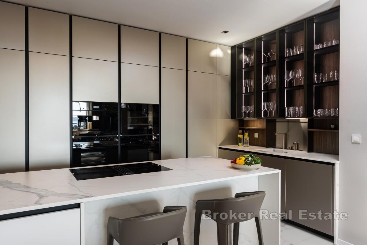 Modern lägenhet med havsutsikt