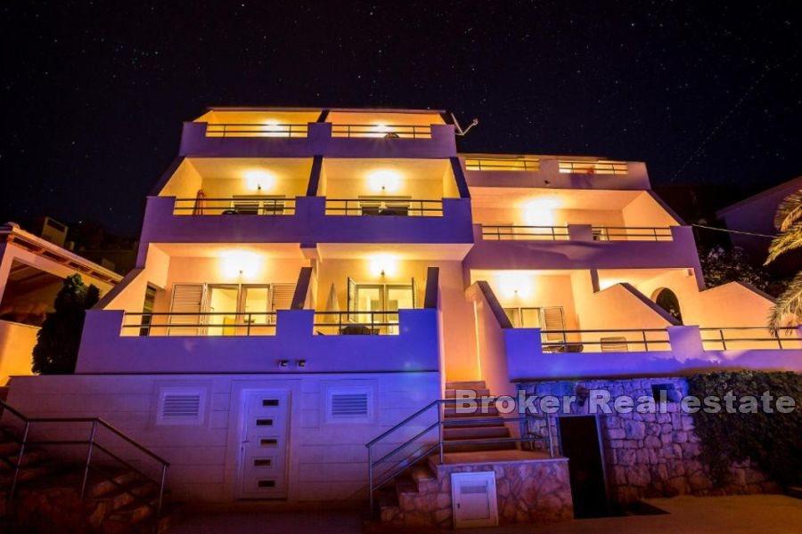 Apartment house with sea view