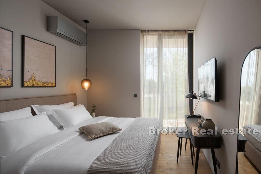 Moderní vila s bazénem