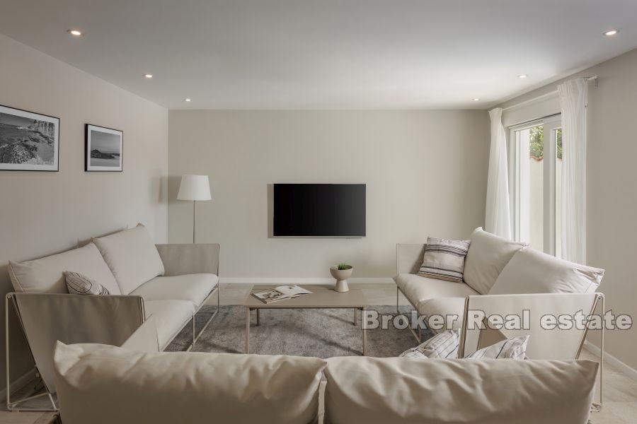 Moderní vila s bazénem