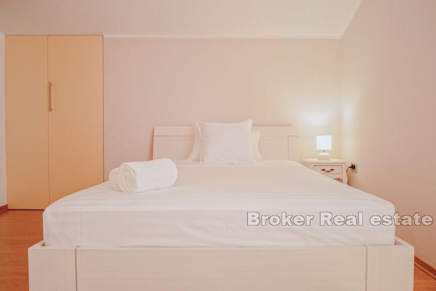 Atrakcyjny dom z basenem