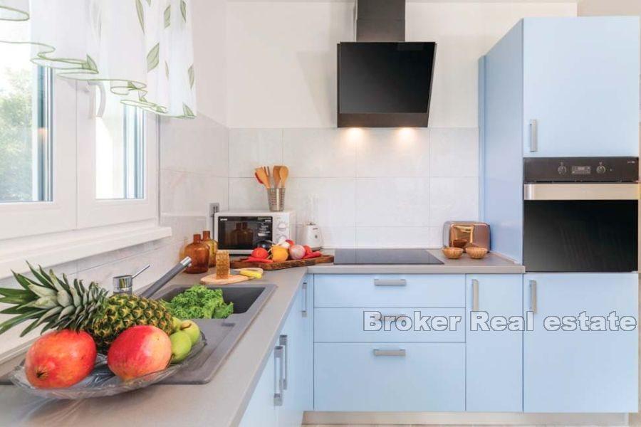 Holiday house first row to the sea