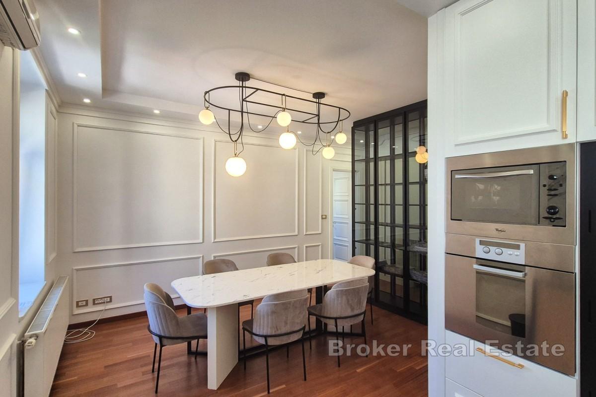 Lyxig trerumslägenhet