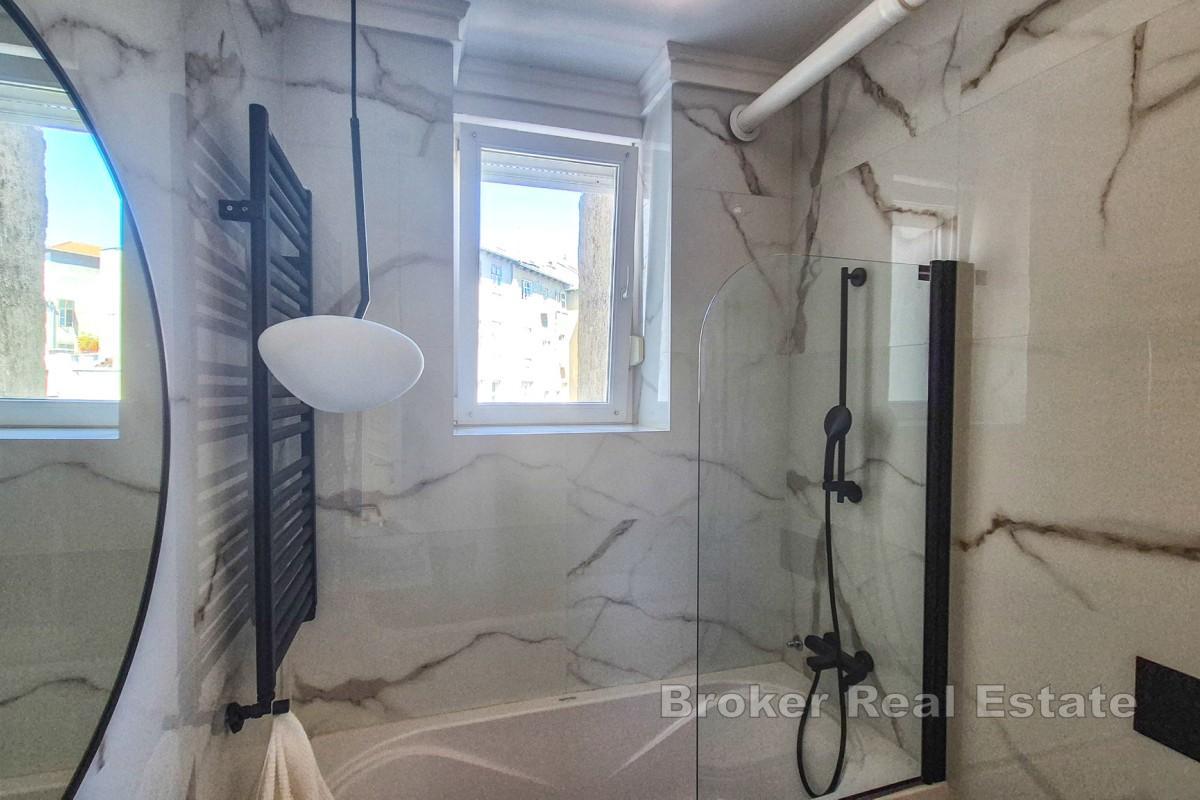 Lyxig trerumslägenhet