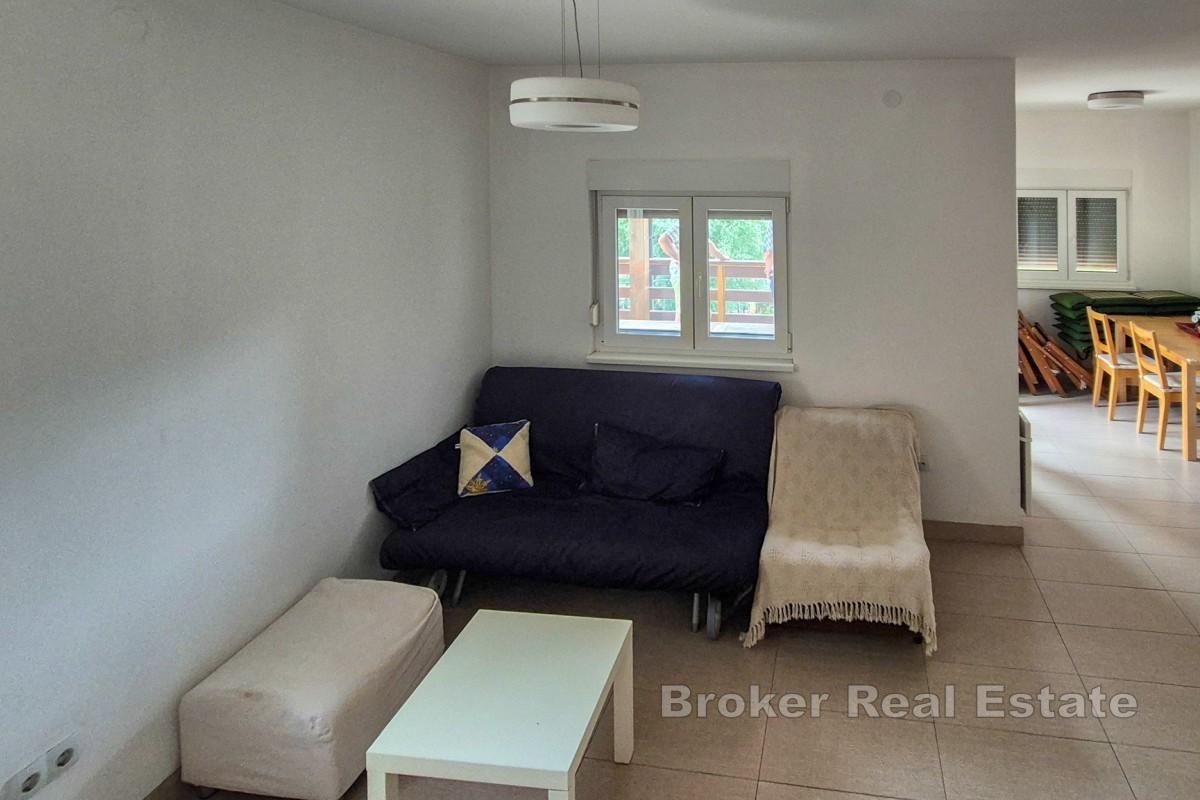 Kuća u blizini rijeke Mrežnice