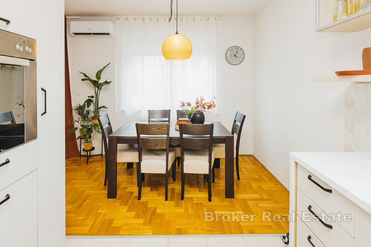 Leilighet med to soverom, garasje og parkeringsplass