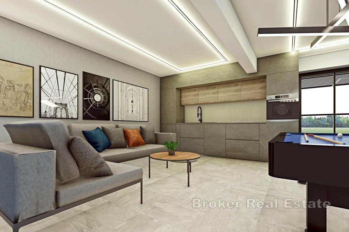 Villa under bygging i fredelige omgivelser