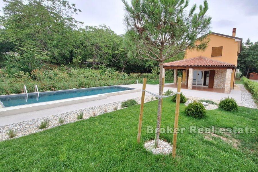 Attractive house with swimming pool