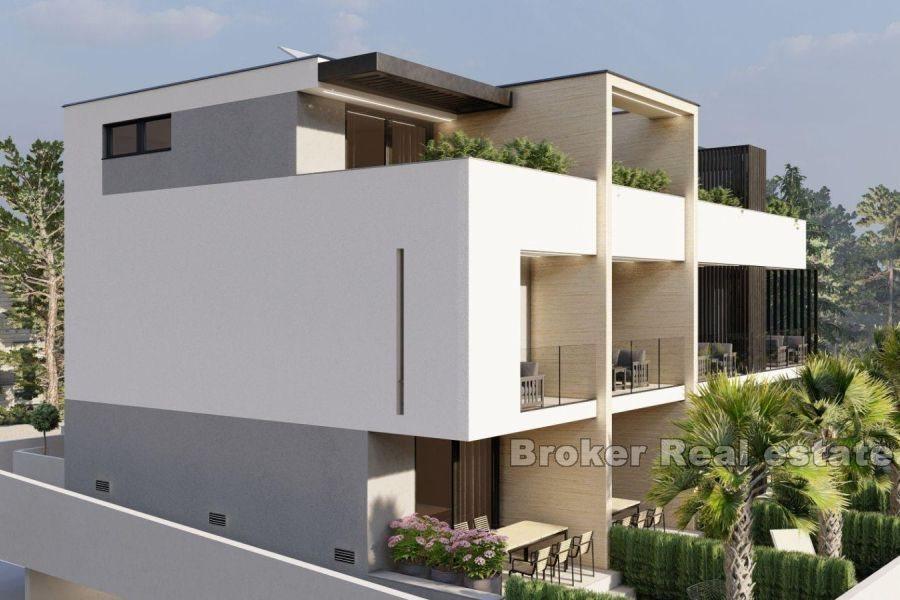 Luxury apartment with garden under construction