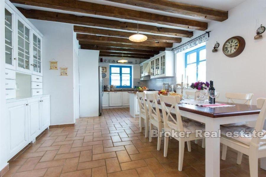 Rustic house with pool