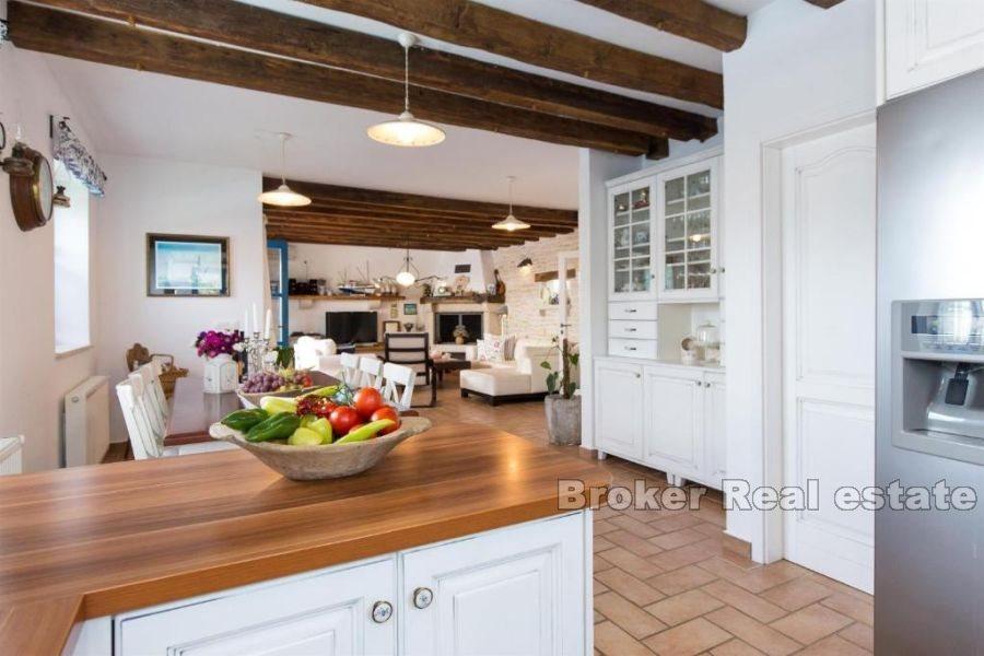 Rustic house with pool