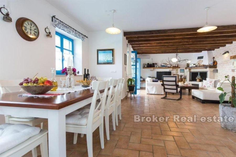 Rustic house with pool