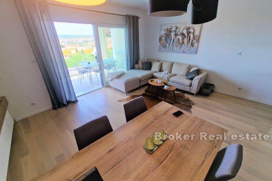 Luksusowy apartament z panoramicznym widokiem na morze