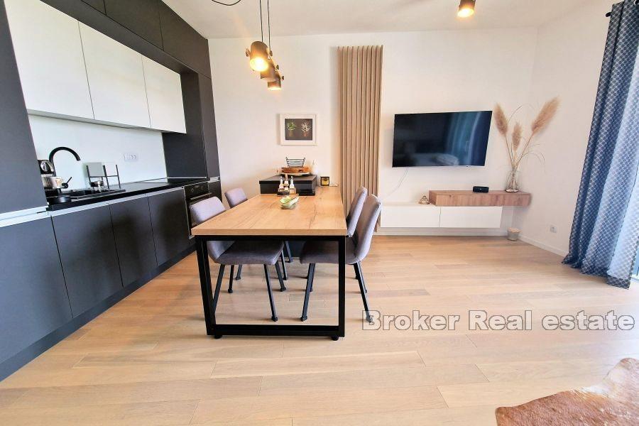 Luksusowy apartament z panoramicznym widokiem na morze