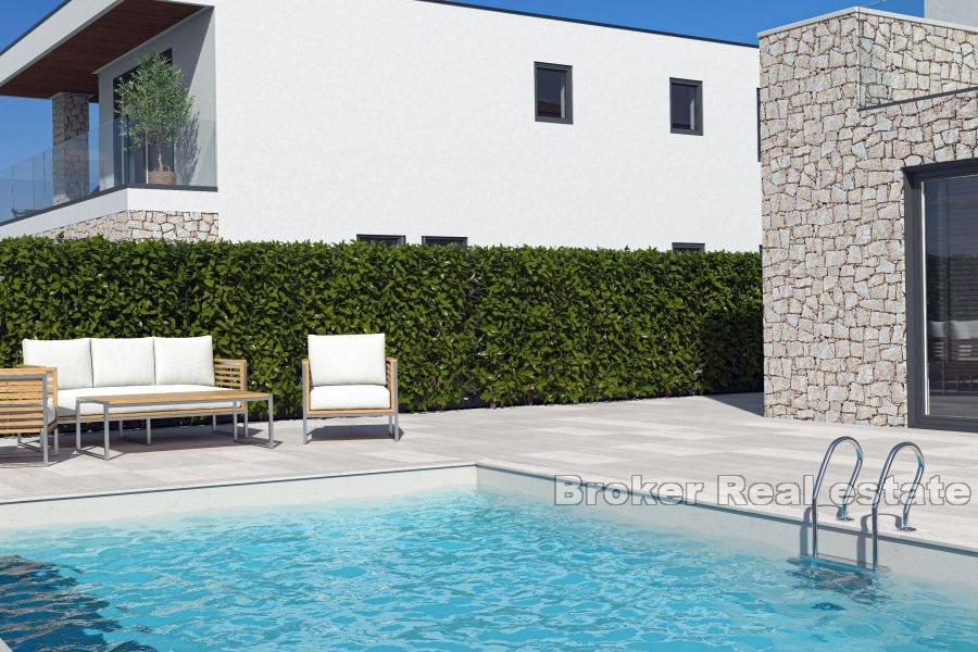 Luksusowa willa w budowie z widokiem na morze