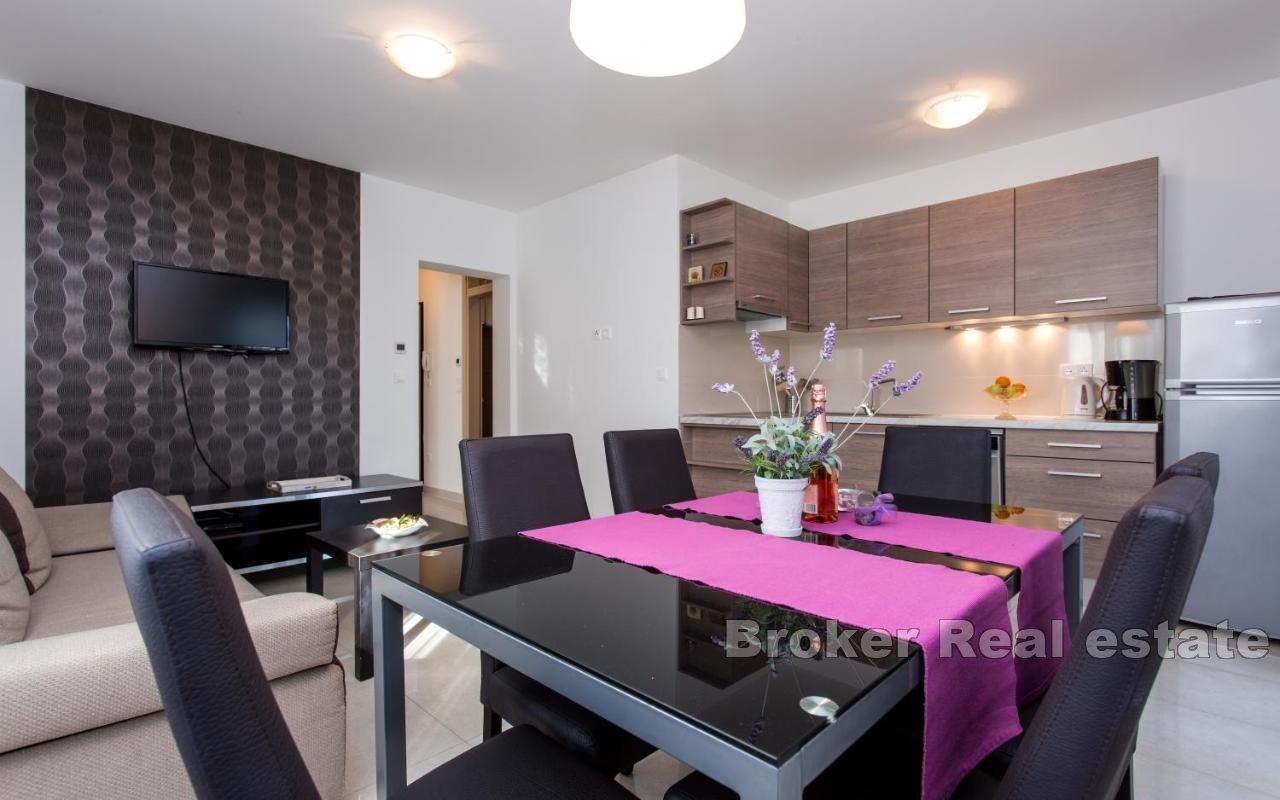 Two-bedroom apartment near the sea