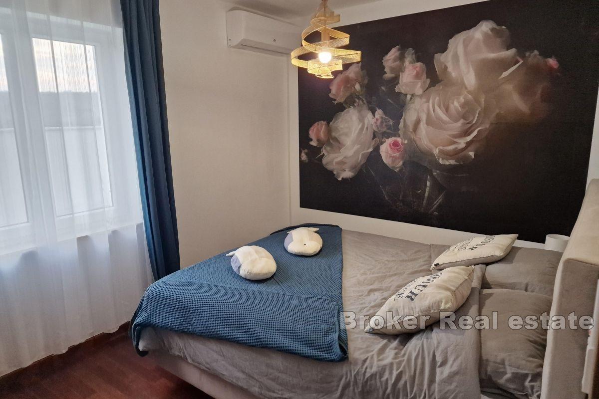 Moderní apartmán s bazénem