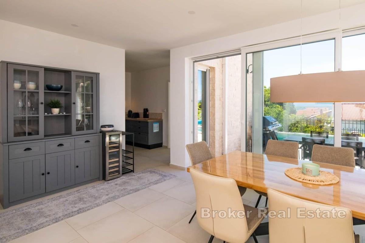 Parhus med havsutsikt