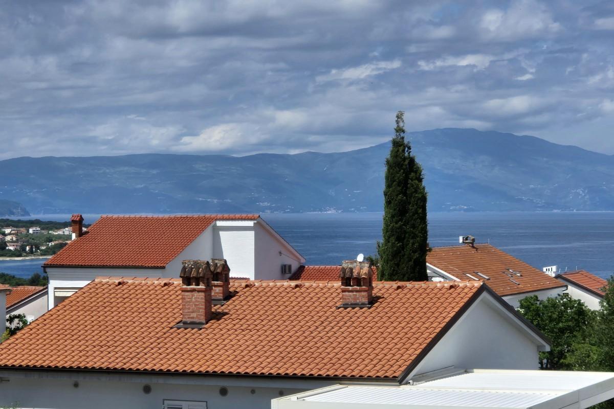 Moderne Wohnung mit Meerblick