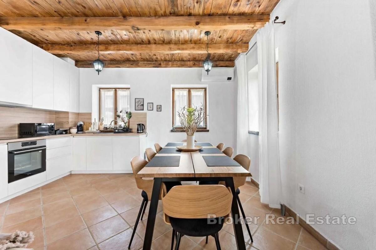 Stenvilla med uppvärmd pool