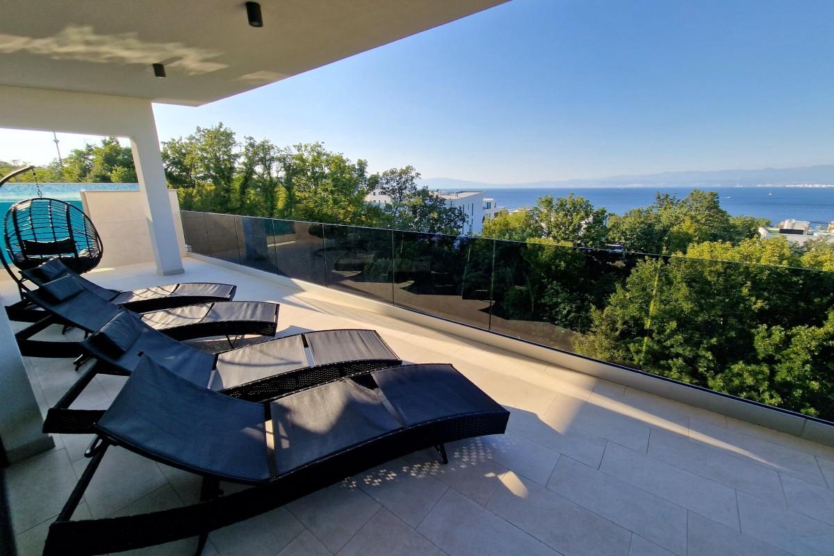 001-1021-45-Krk-Penthouse-apartment-with-sea-view-and-pool-for-sale